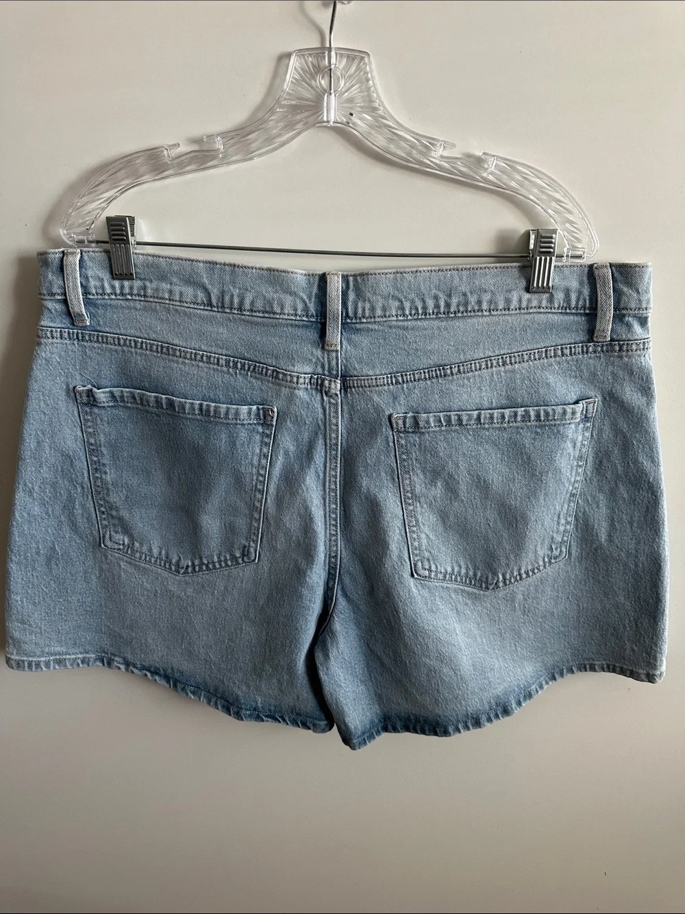 Women's High Rise Denim Shorts Size 18